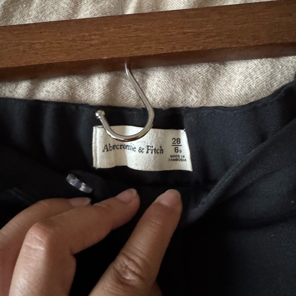 Abercrombie Sloane Tailored Wide Leg Pant
